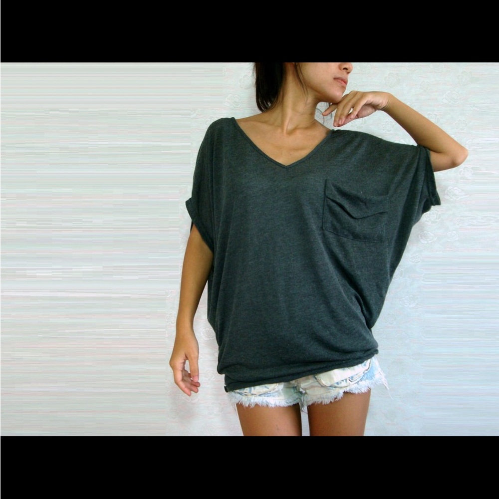 Loose Gray V-Neck Sweater Top